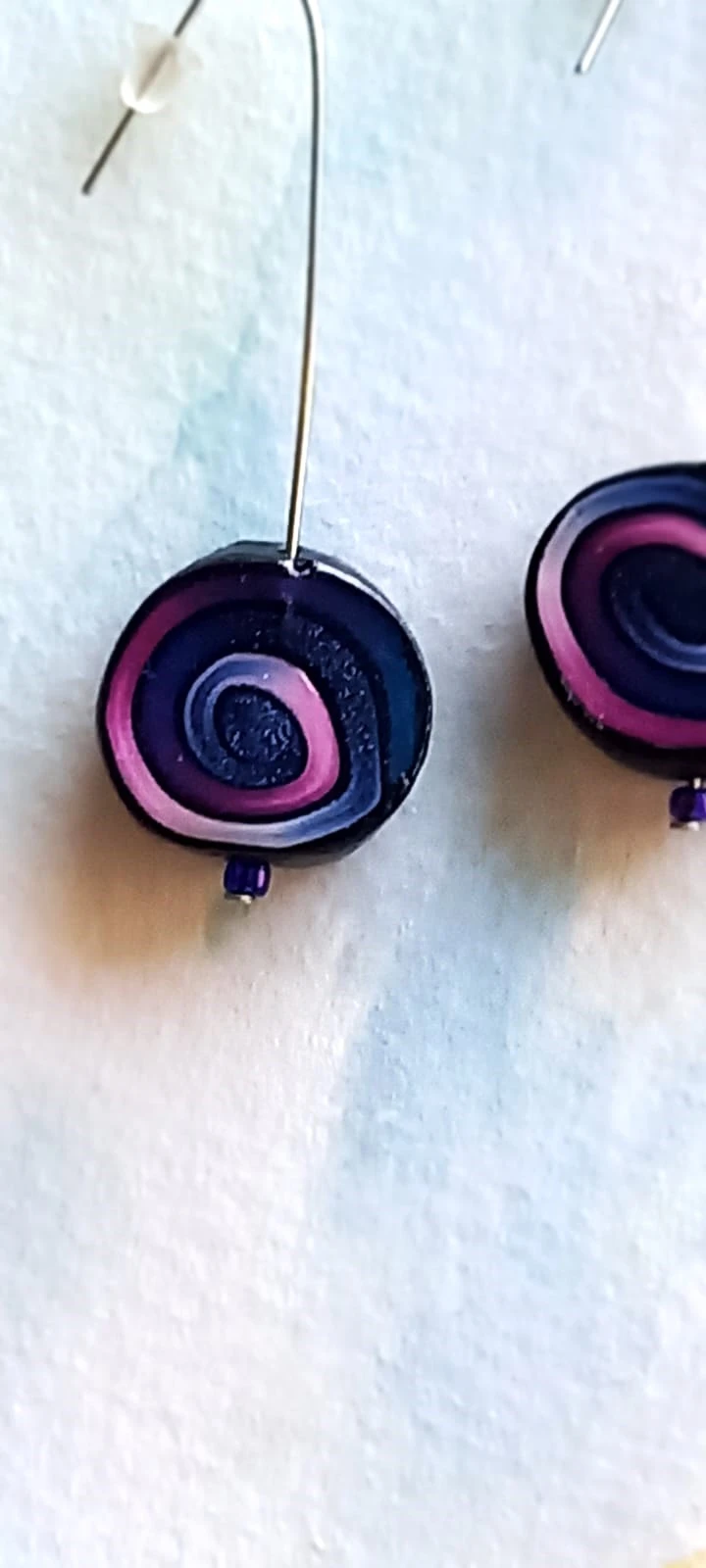 boucles coloridas madeira metal novas 5 cm – photo 2